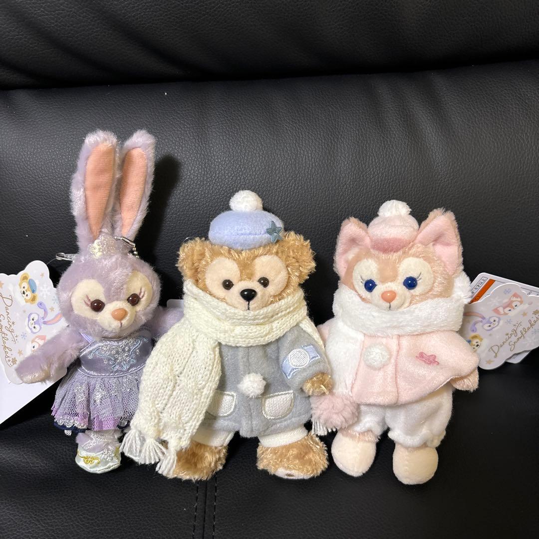 ダンシングスノーフレークス ぬいぐるみバッジ リーナベル ダッフィー