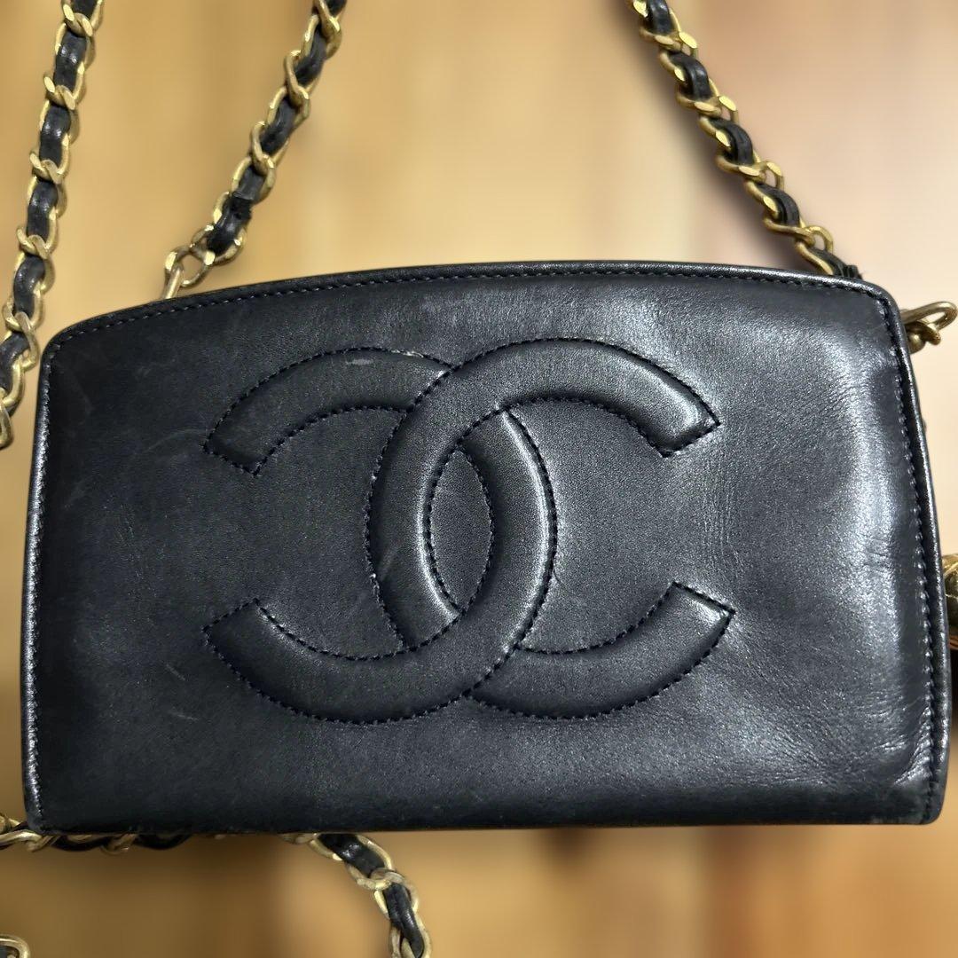 P*e様 シャネル　ポシェット　紺色