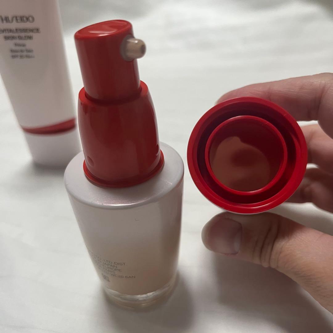 SHISEIDO エッセンス スキングロウ ファンデーション プライマー