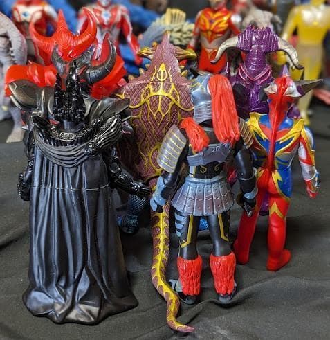 ウルトラマンメビウス＆登場怪獣・宇宙人（バンダイ）ソフビフィギュア