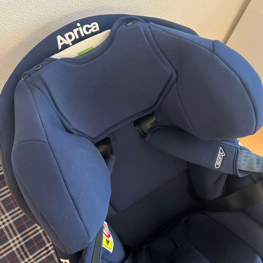 Aprica チャイルドシート ディアターンプラス　ISOFIX ネイビー