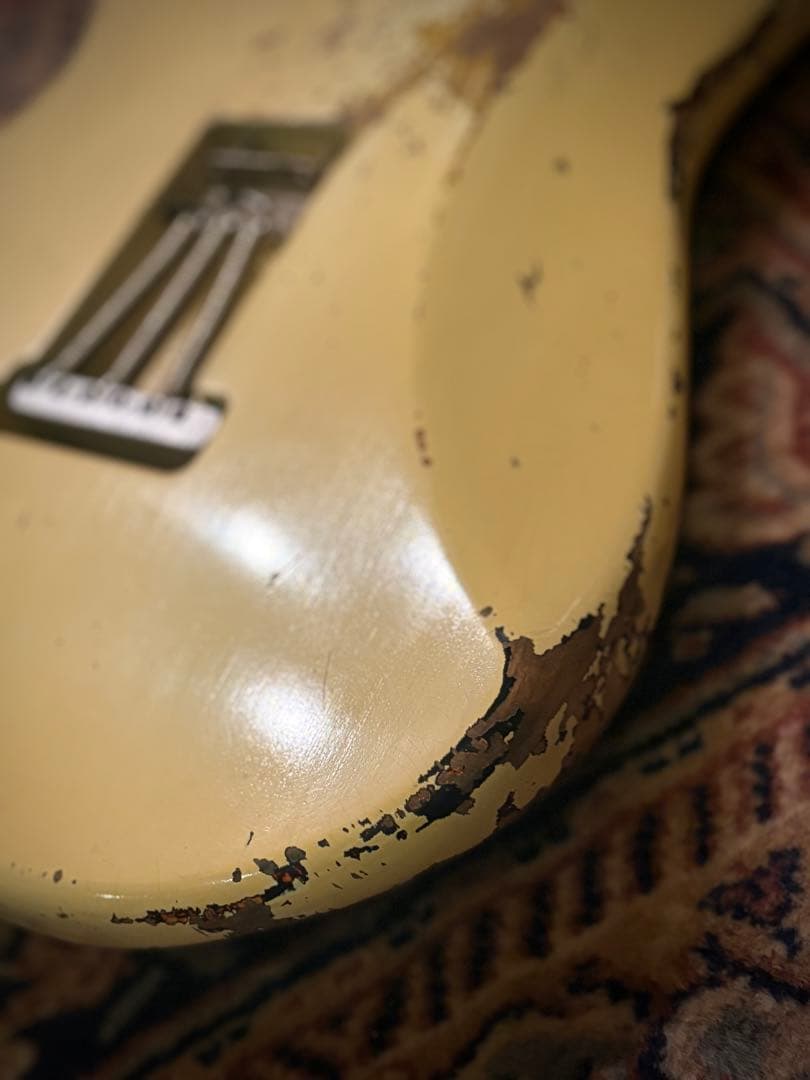 Component custom Stratocaster フルエイジド