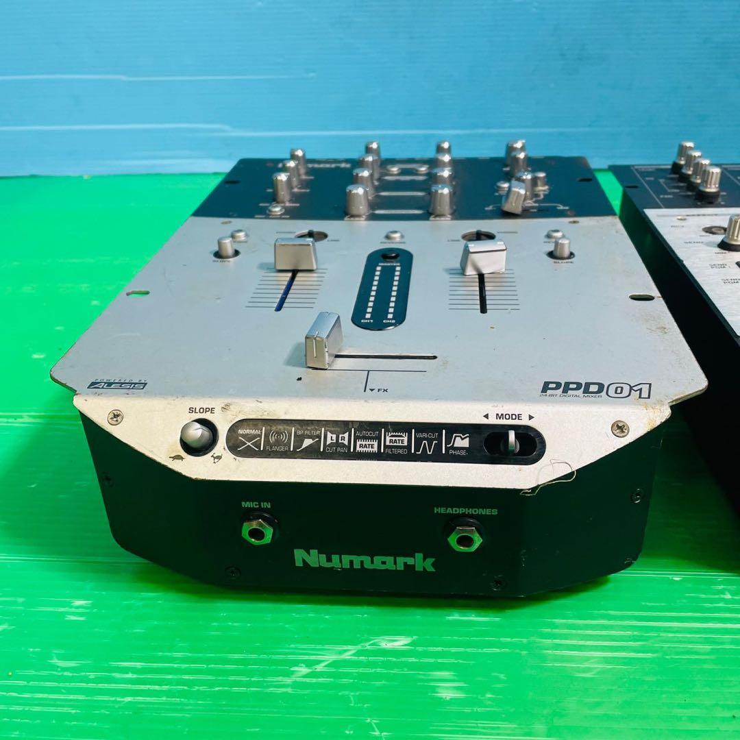 VestaxPMC-05ProIIIvcaDJミキサーとNumark PPD01