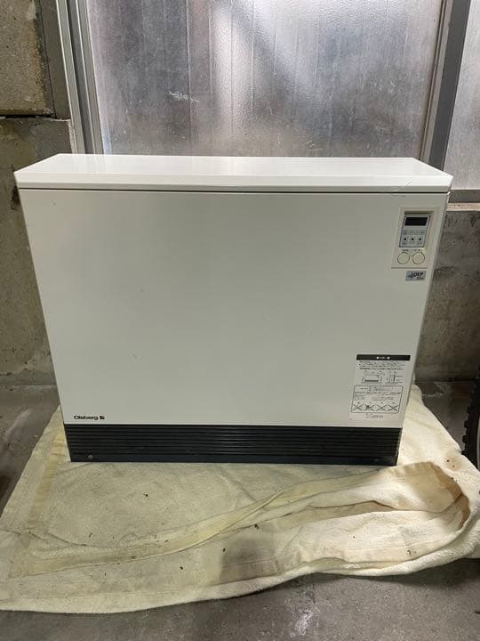 オルスバーグ 蓄熱暖房機