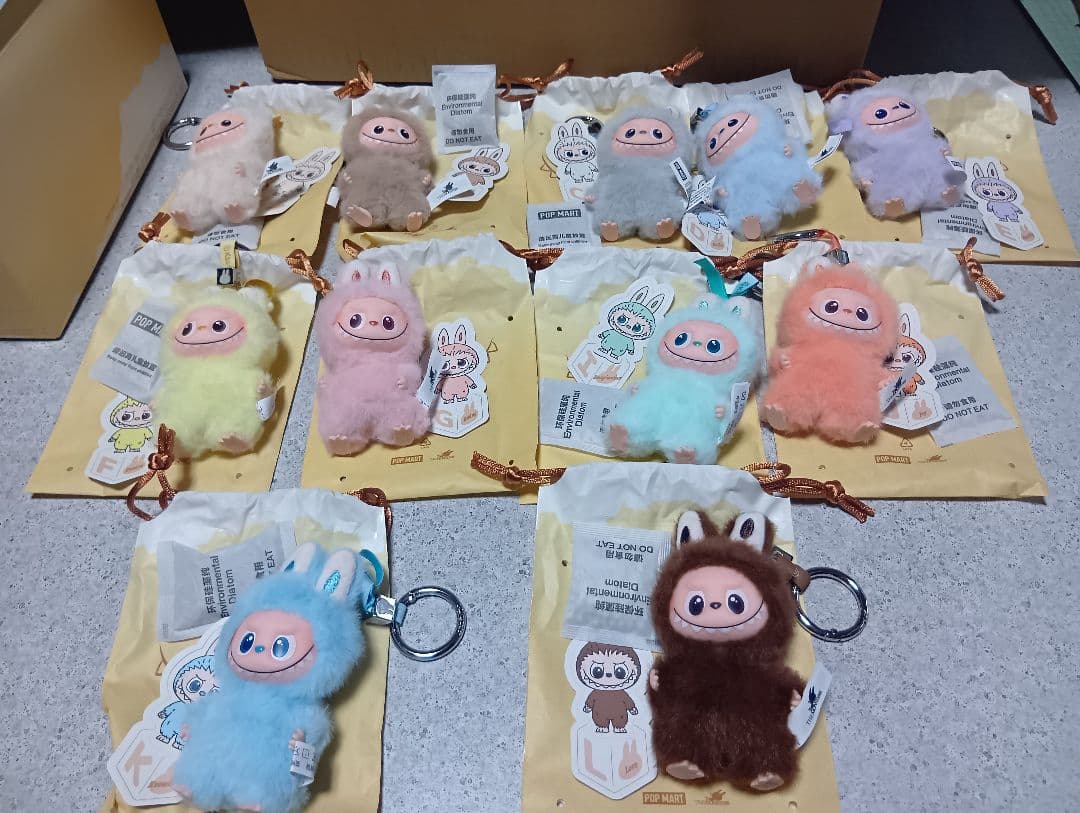 正規品POP MART PIN FOR LOVEラブブまとめ売り