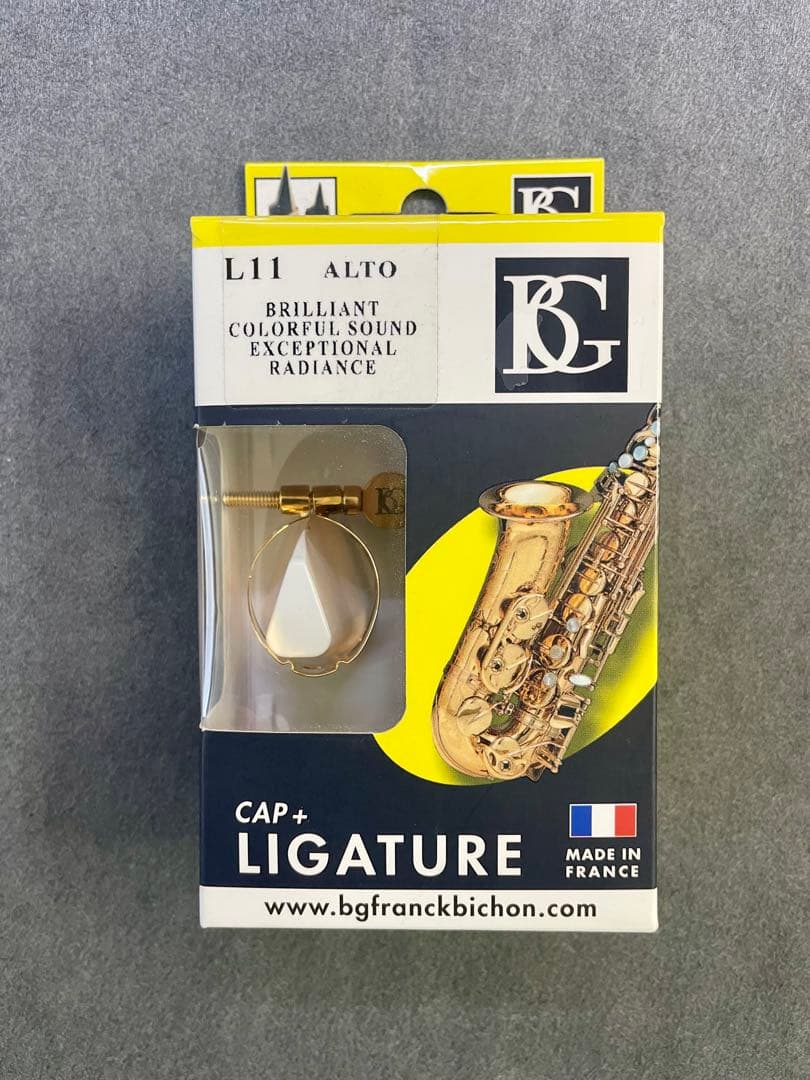 BG アルトサックス リガチャー　L11