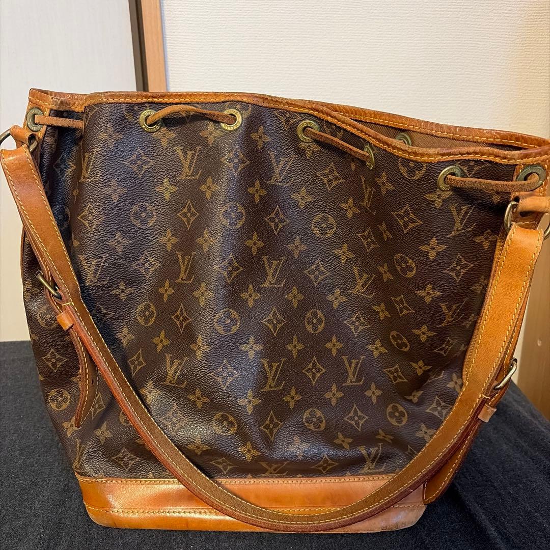 LOUIS VUITTON ルイヴィトン モノグラム 巾着