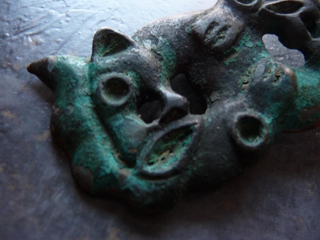 青銅器　オルドス　腰飾り