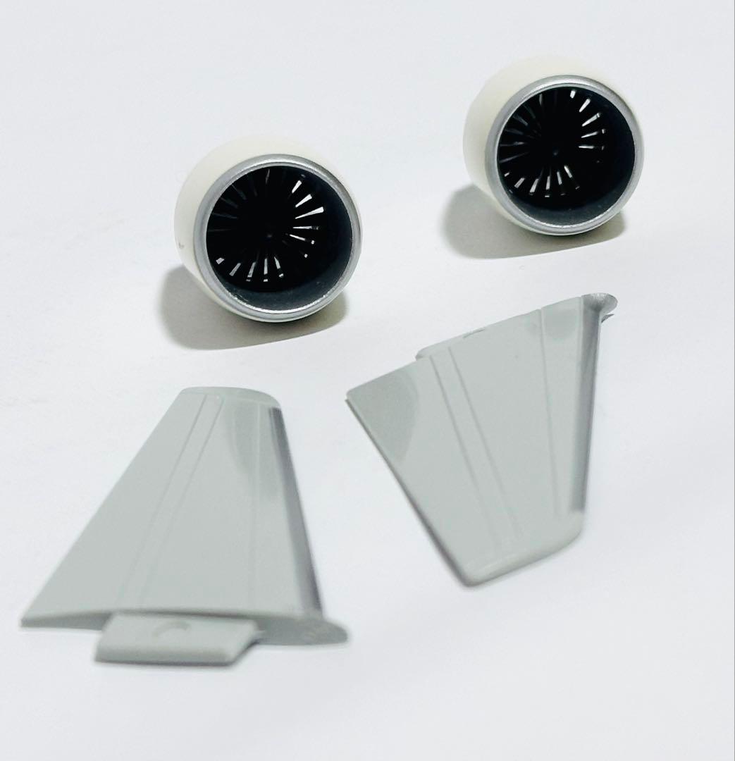 JALUX 1/200 B777-200 Samantha Thavasa