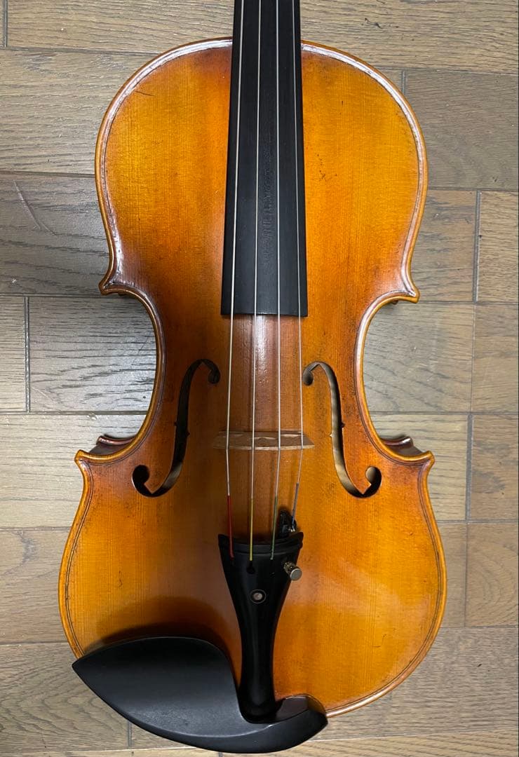 美しい虎杢の丁寧に作られたヴィオラ、15.5インチサイズです。