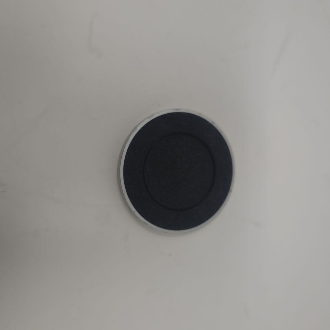 LEITZ PHONE 2 純正シリコンカバー＆レンズキャップ