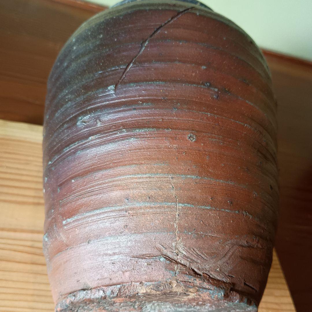 古備前 青胡麻窯変波状文壷 窯印／ 室町