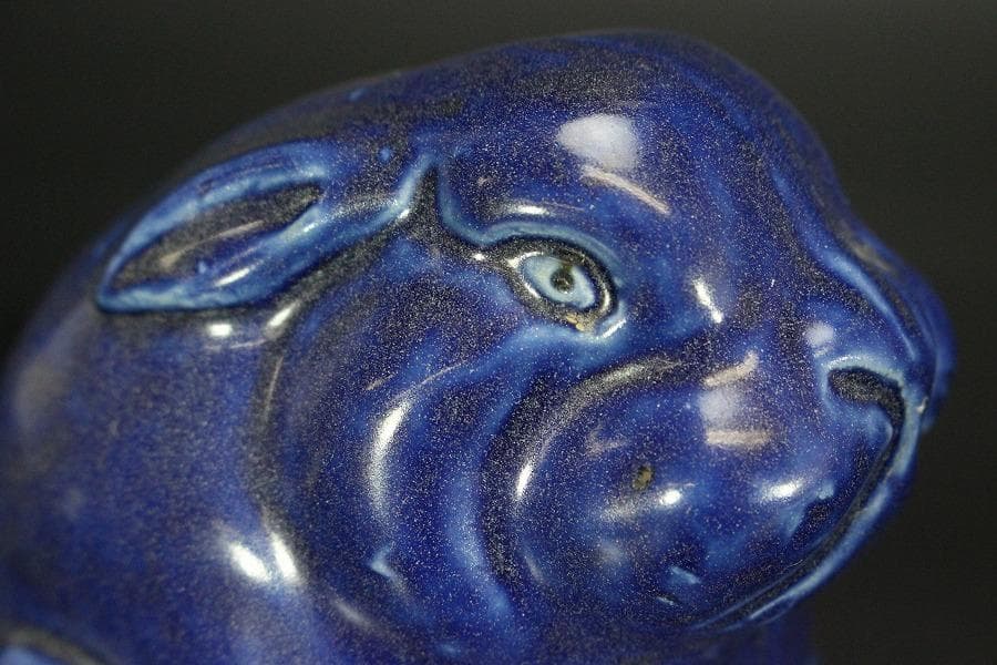 瑠璃釉 兎 置物 高12cm 骨董(LC999)