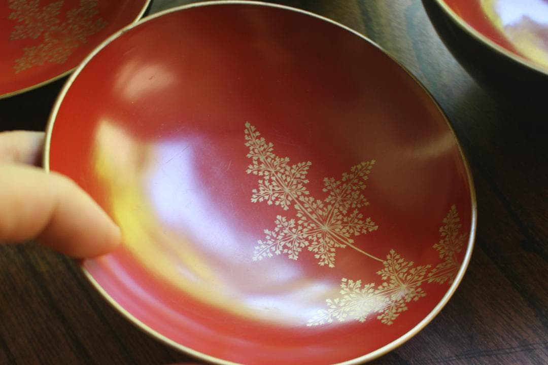 時代逸品！時代内朱金縁黒漆に優美な羊歯蒔絵の映えるお椀2点（検輪島塗蒔絵椀雑煮椀