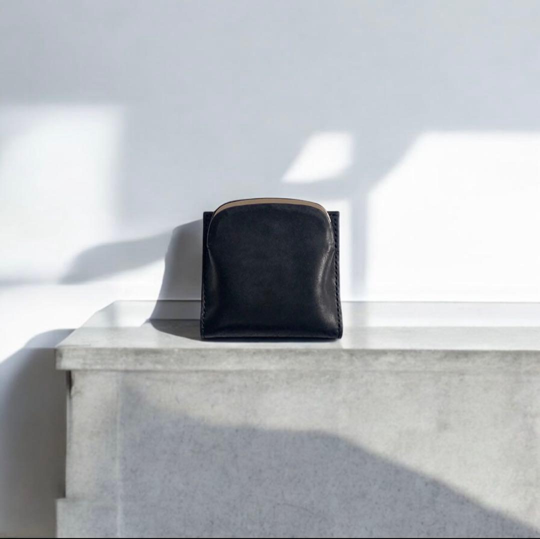 り*ご様 天溝がま口の二つ折り財布 【がま口ウォレット】 chroi's wal