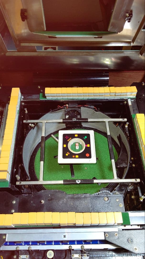 メルカリ】全自動麻雀卓 アモスGABIN 雀ピォン枠 - メルカリ