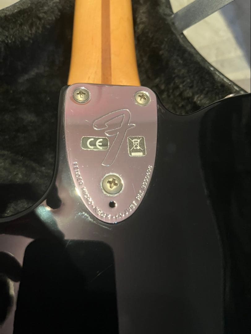 Fender Telecaster Deluxe ブラック ハードケース付き Deluxe Molded