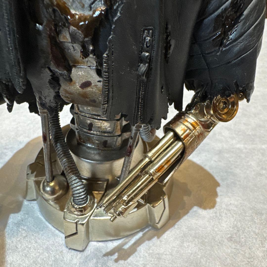 ジェントルジャイアント　ターミネーター3 T-850バトルダメージ フィギュア