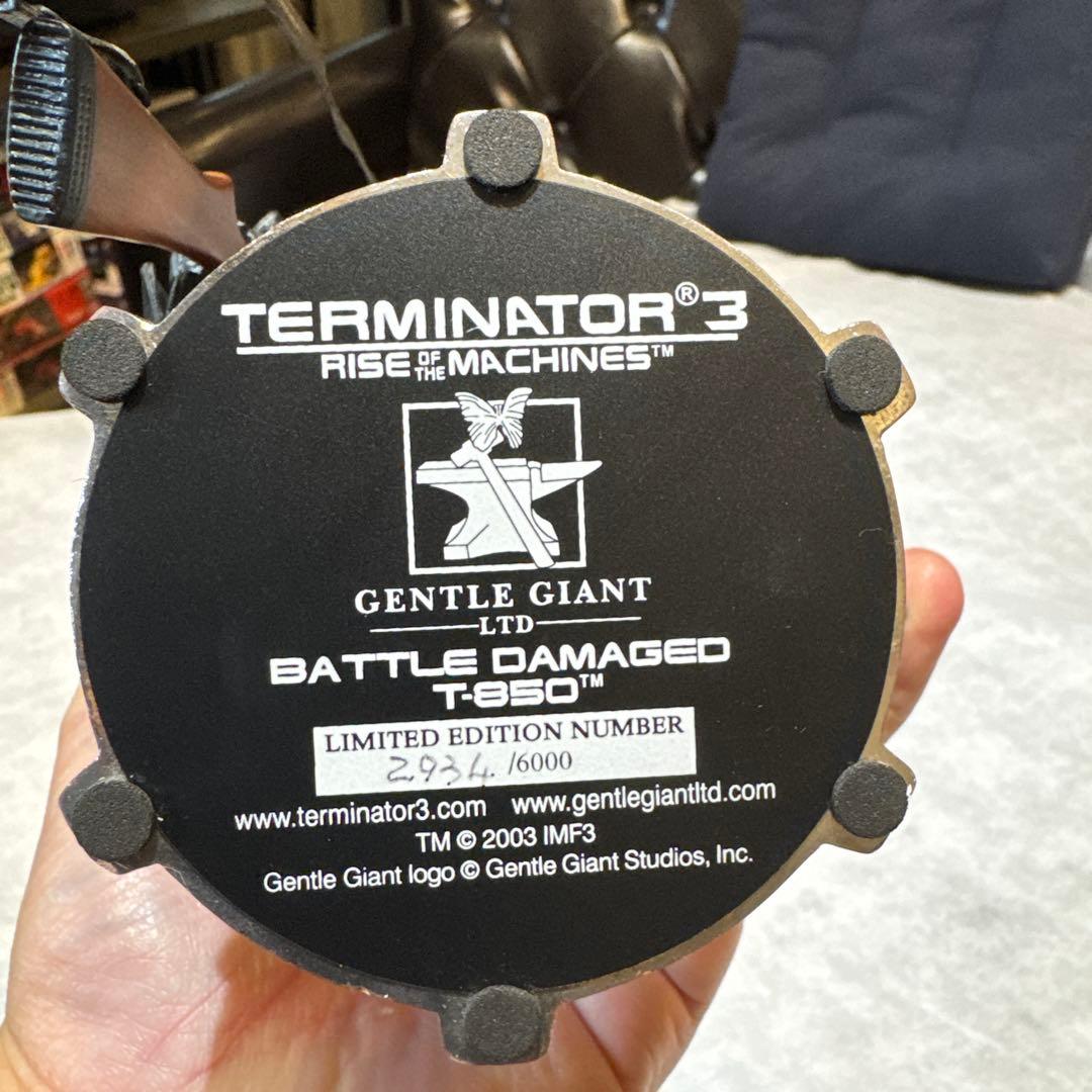 ジェントルジャイアント　ターミネーター3 T-850バトルダメージ フィギュア