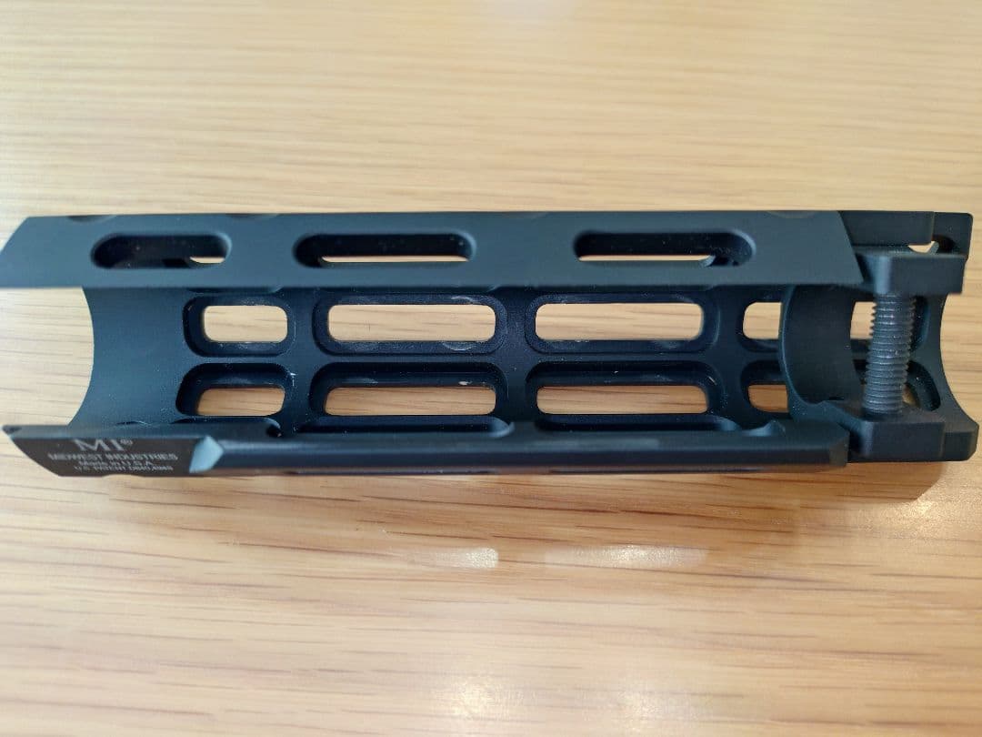 Midwest Industries MP5 ハンドガード＆マウント 実物