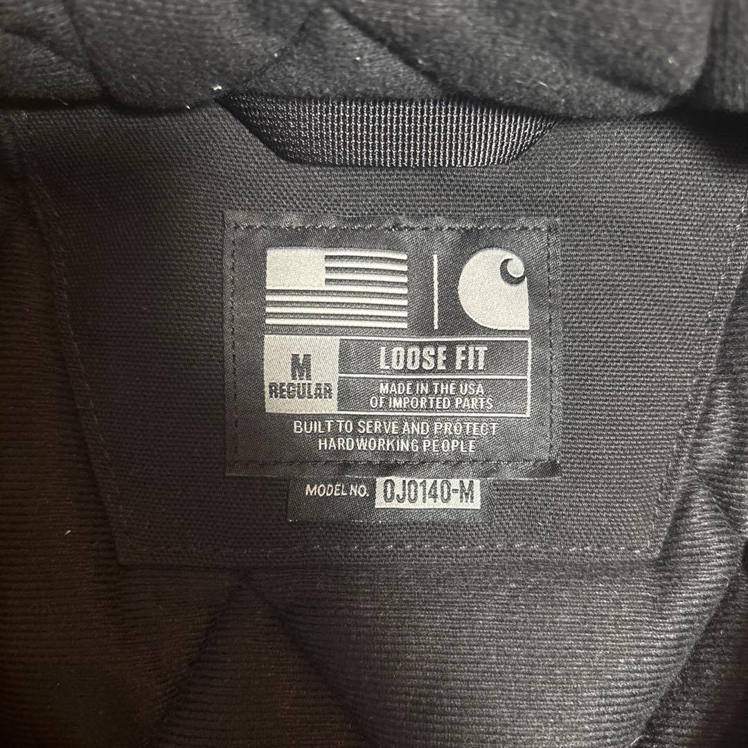 Carhartt カーハート　黒いフード付きジップアップジャケット