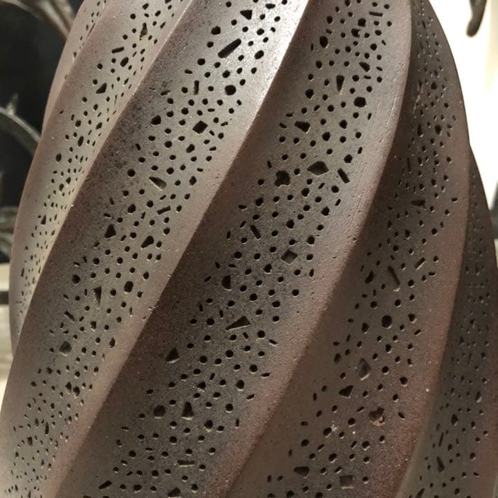 究極の美◼️蔵から超凄そうな超迫力のある特大な壺が出てきました。壷、古美術、花道具