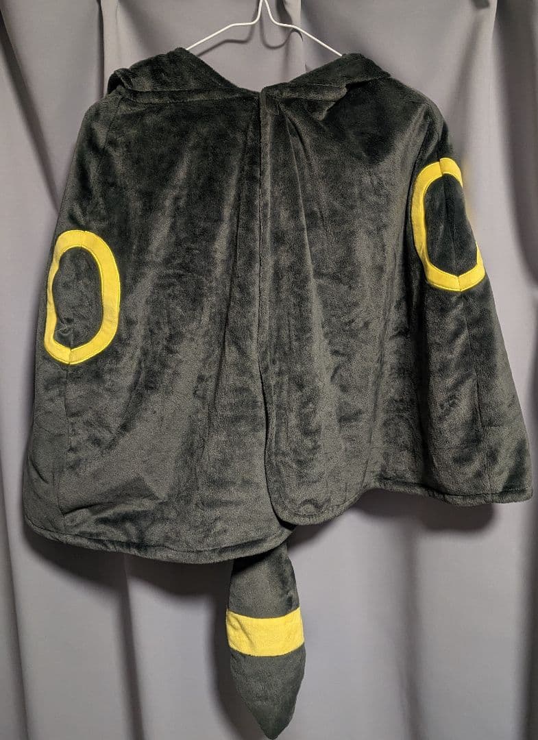 ポケモンセンター限定☆ ブラッキー フード付きポンチョ 着ぐるみ