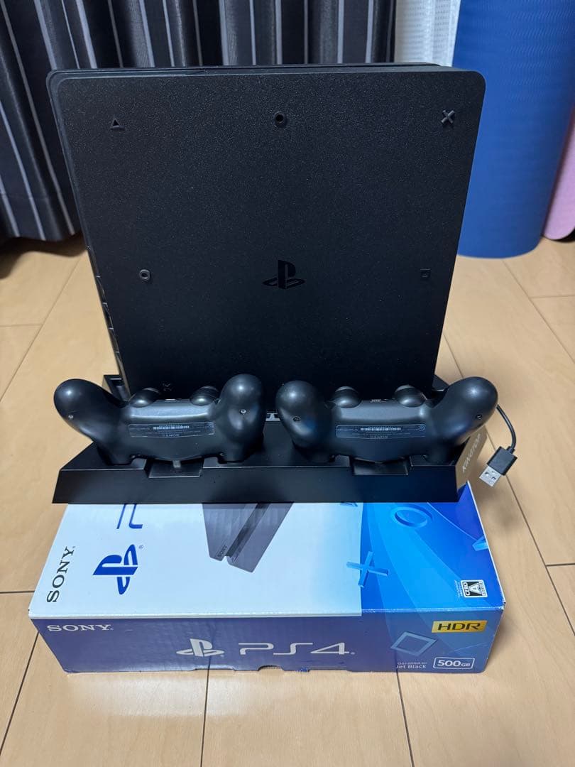 「PlayStation®4 500GB CUH-2200AB01」おまけ多数