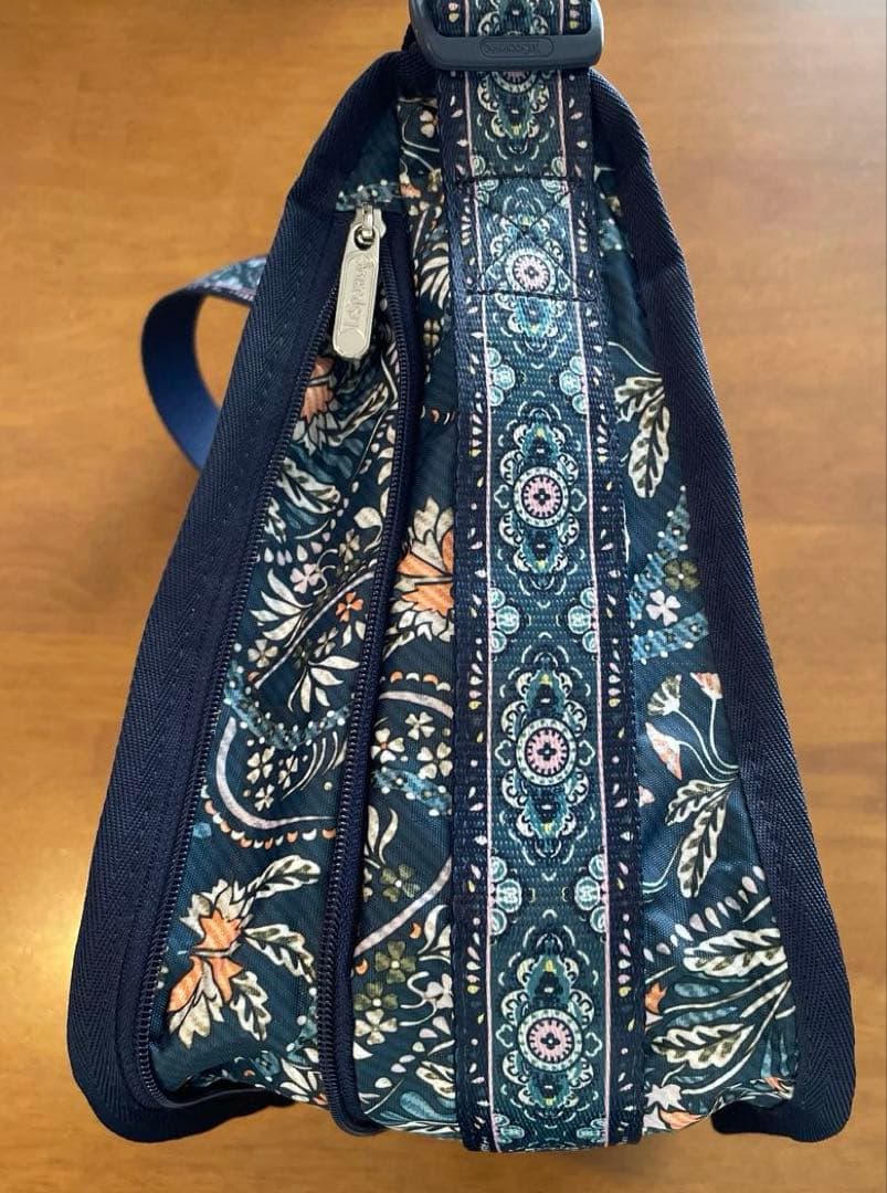 【新品】LeSportsac DX everyday ショルダーバッグ