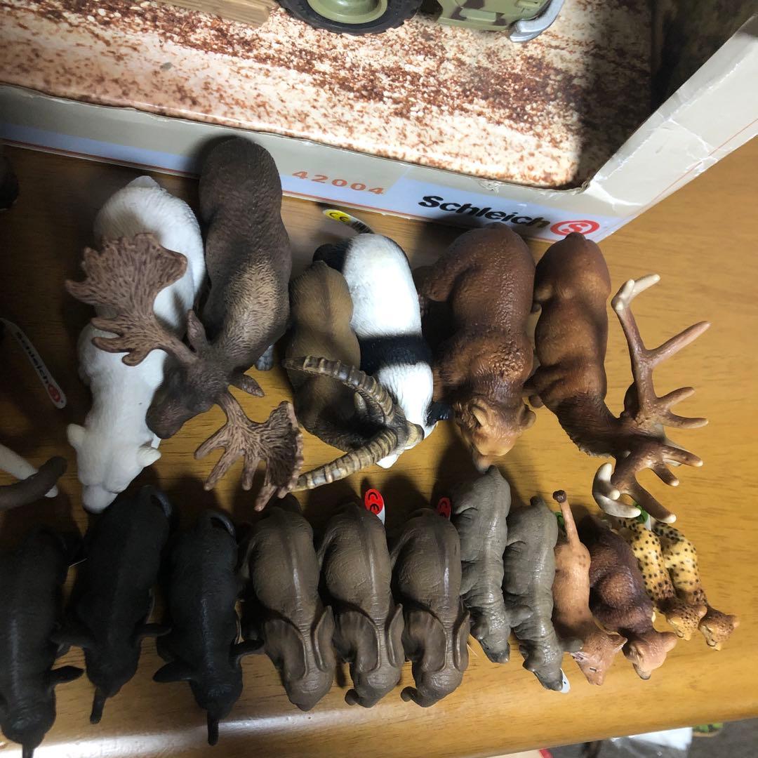 シュライヒ(Schleich) フィギュア 33体+トラック1台セット その他3