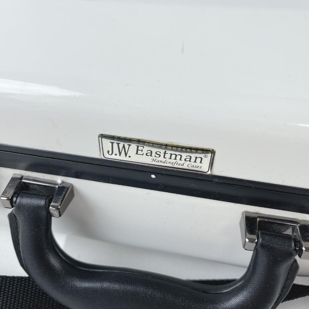 イーストマン　J.W. Eastman バイオリンケース ホワイト　4/4サイズ