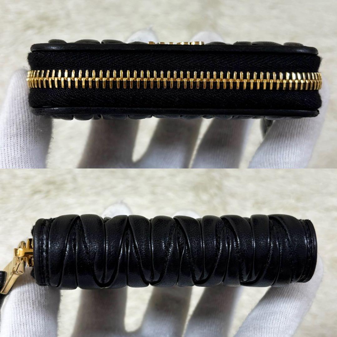 現行【未使用級】ミュウミュウ マテラッセ ケース カードケース ブラック