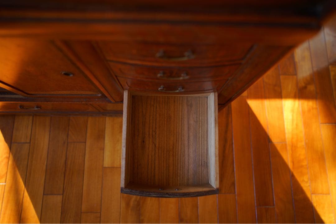 ☆101様専用☆タモ材の玉杢目が美しい茶箪笥 - メルカリ