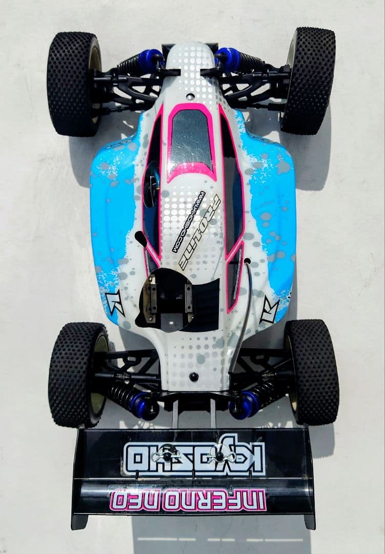 美品！京商 Inferno Neo 1/8GPシャーシ 3Pクラッチ一式付