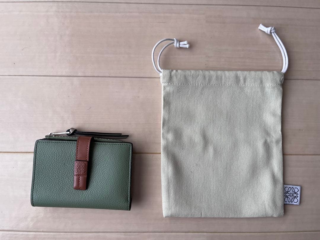 LOEWE ロエベ スリムジップバイフォールドウォレットアナグラム2つ折り財布