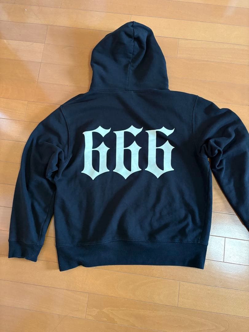 Seen Better Days 666 パーカー MIKADO DAB着用