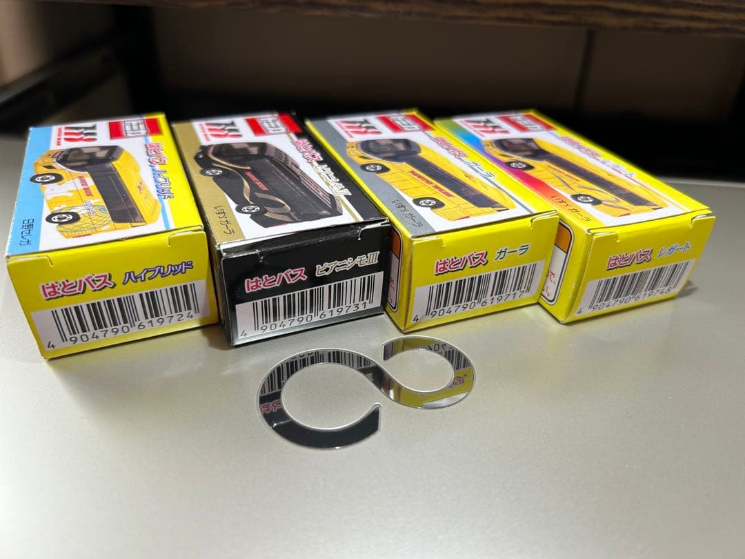 トミカ　はとバス　７台セット