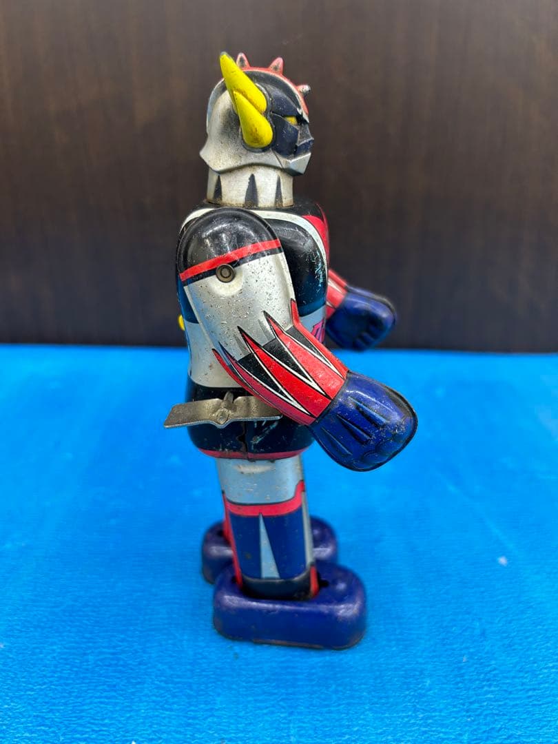 グレンダイザーポピーUFOロボ ブリキ ゼンマイ歩行 超合金絶版ゆっくり