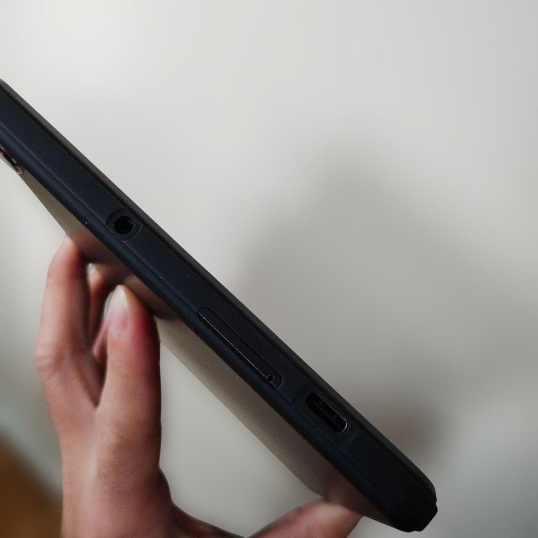 UAUU T30 Androidタブレット 3GB RAM デュアルSIM｜