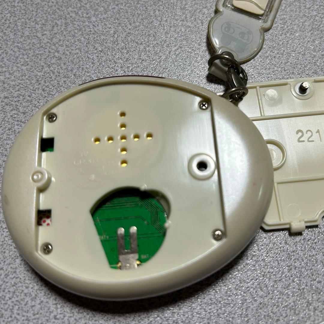 たまごっちスクール せーとぜーいんしゅーごっち！ ユニクロ 限定 コラボ