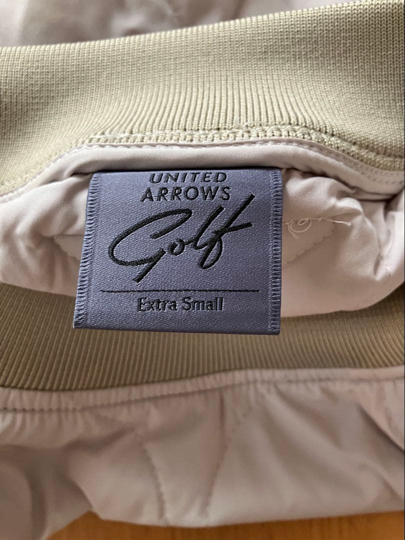 ユナイテッドアローズゴルフ　キルティングプルオーバー