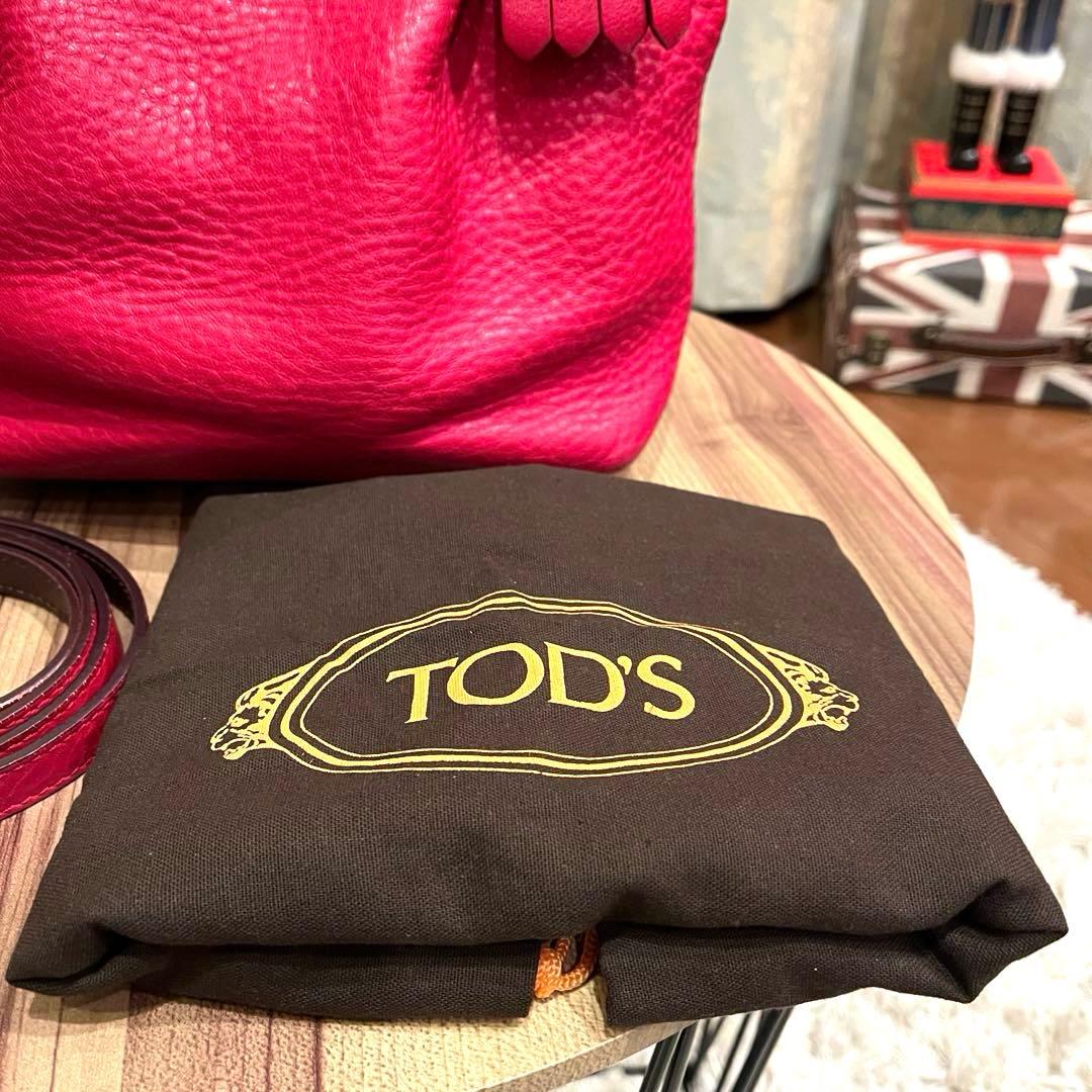 ✨希少✨2WAY✨TOD’S トッズ ショルダーバッグ ハンドバッグ レザー 赤