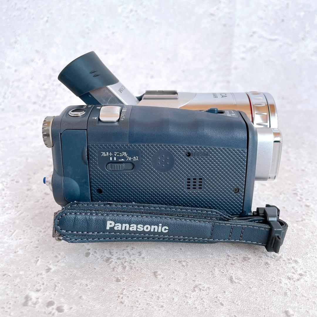美品 パナソニック NV-GS200 デジタルビデオカメラ シルバー