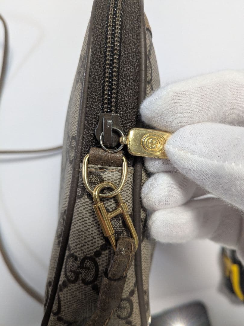 GUCCI GGパターン ショルダーバッグ 中型