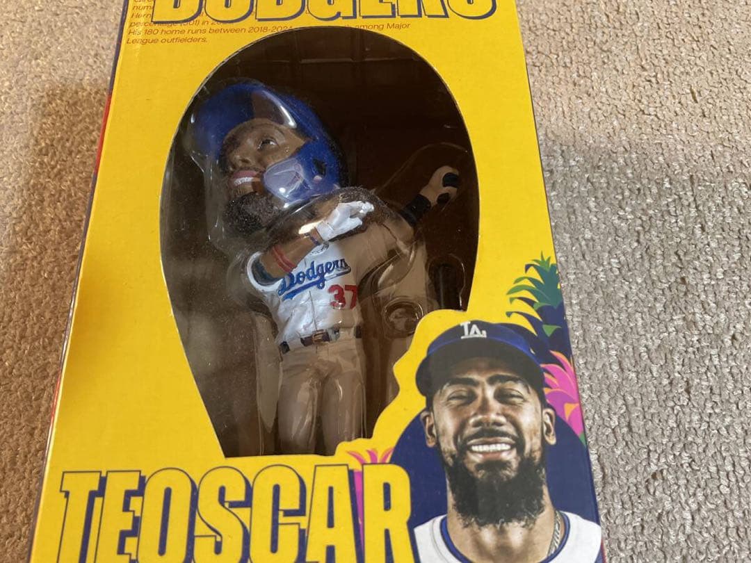 未開封 ドジャース テオスカー ヘルナンデス ボブルヘッド 7/22球場配布品