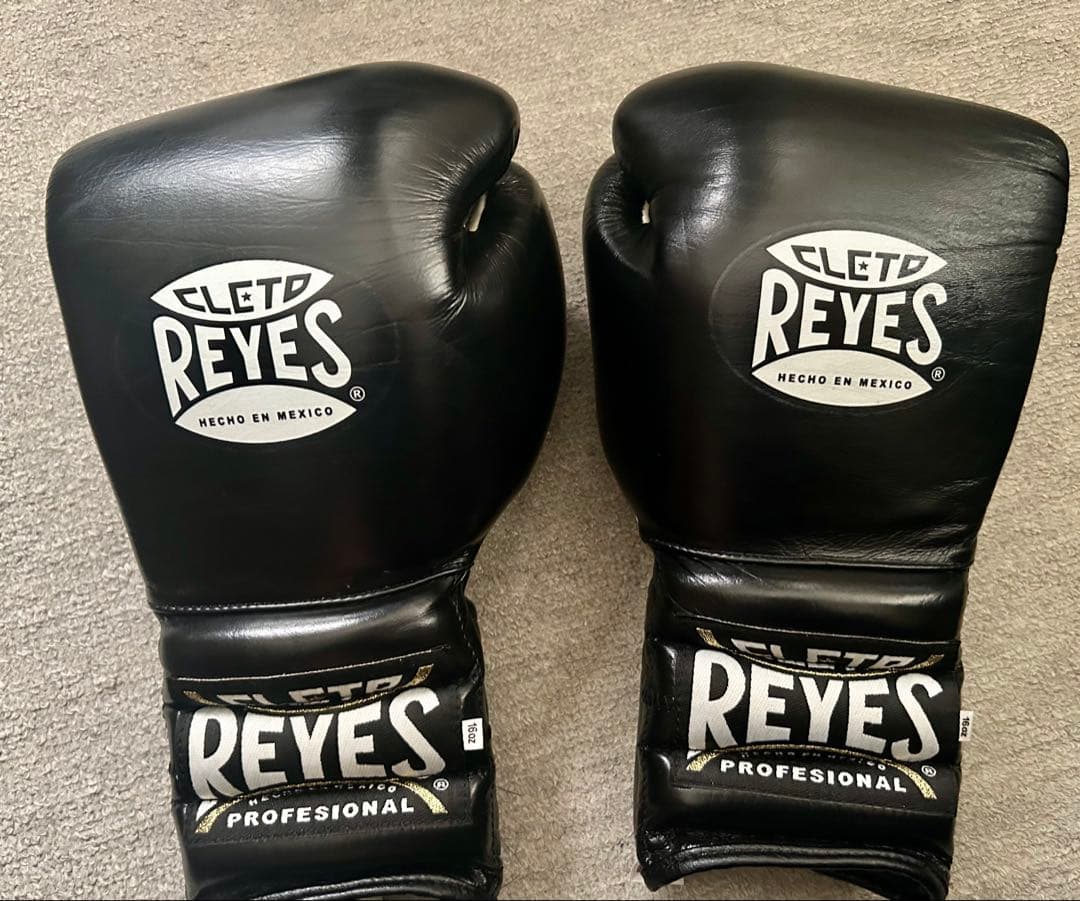 CLETO REYES ボクシンググローブ ブラック 16oz