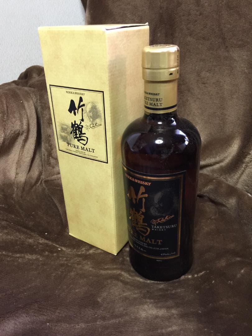 ニッカ 竹鶴 ピュアモルト旧黒ラベル 43% 700ml