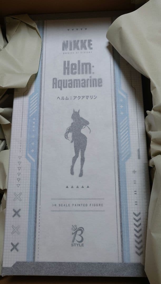勝利の女神　NIKKE　ヘルム　アクアマリン 1/4 フィギュア　フリーイング