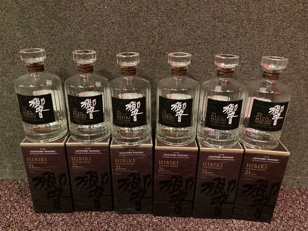 Hibiki 21年 ウイスキー 空瓶＆箱　6本セット 響21空瓶空箱 響21年ウイスキー 空瓶 箱付き 美品