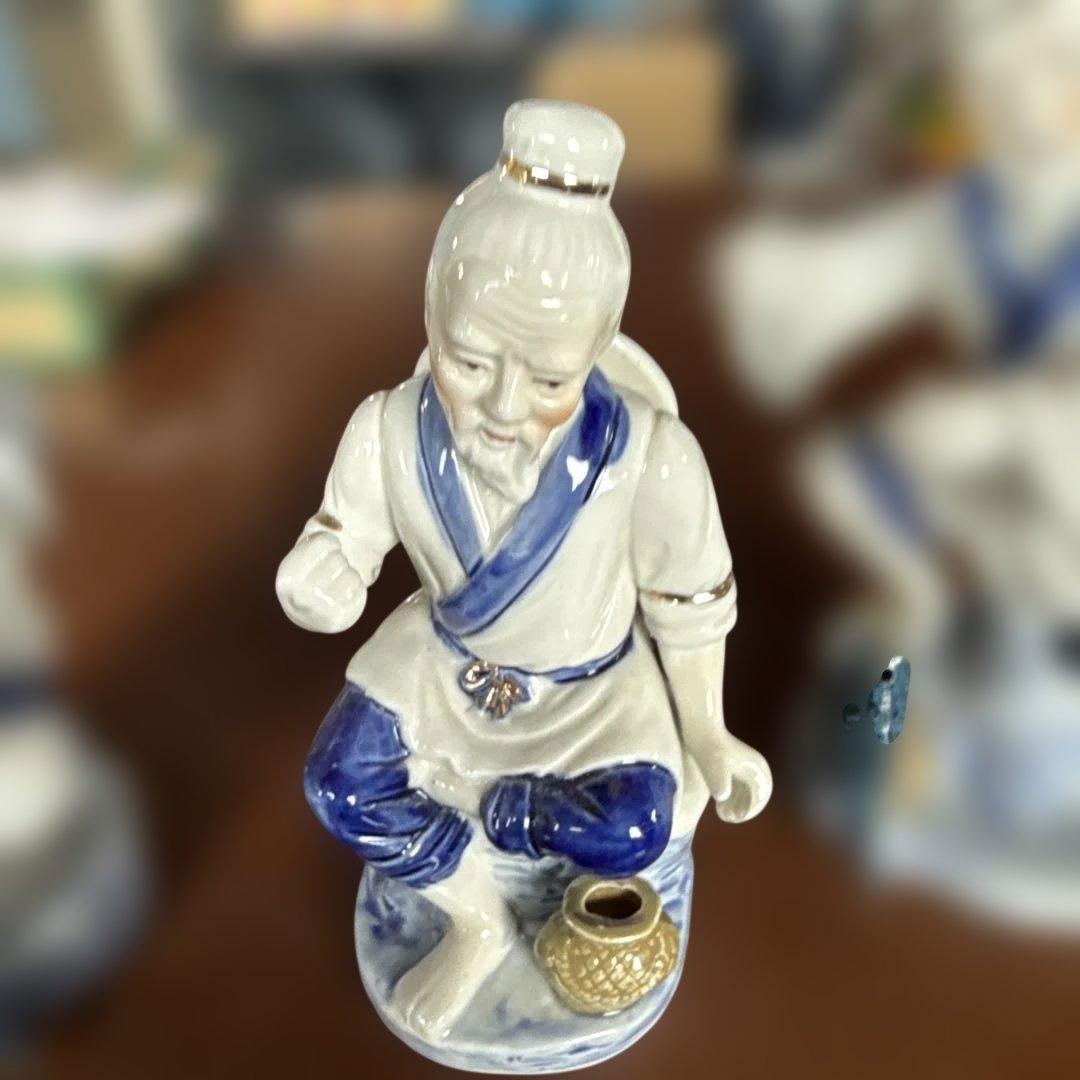 陶器の釣り人像 3体セット - メルカリ